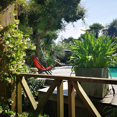 Homestay L'escale Oceane *
